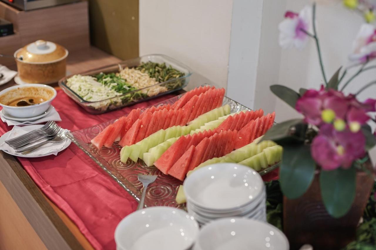 Sofyan Hotel Soepomo Джакарта Екстер'єр фото