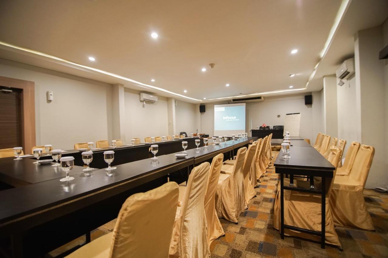 Sofyan Hotel Soepomo Джакарта Екстер'єр фото
