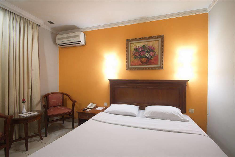 Sofyan Hotel Soepomo Джакарта Екстер'єр фото