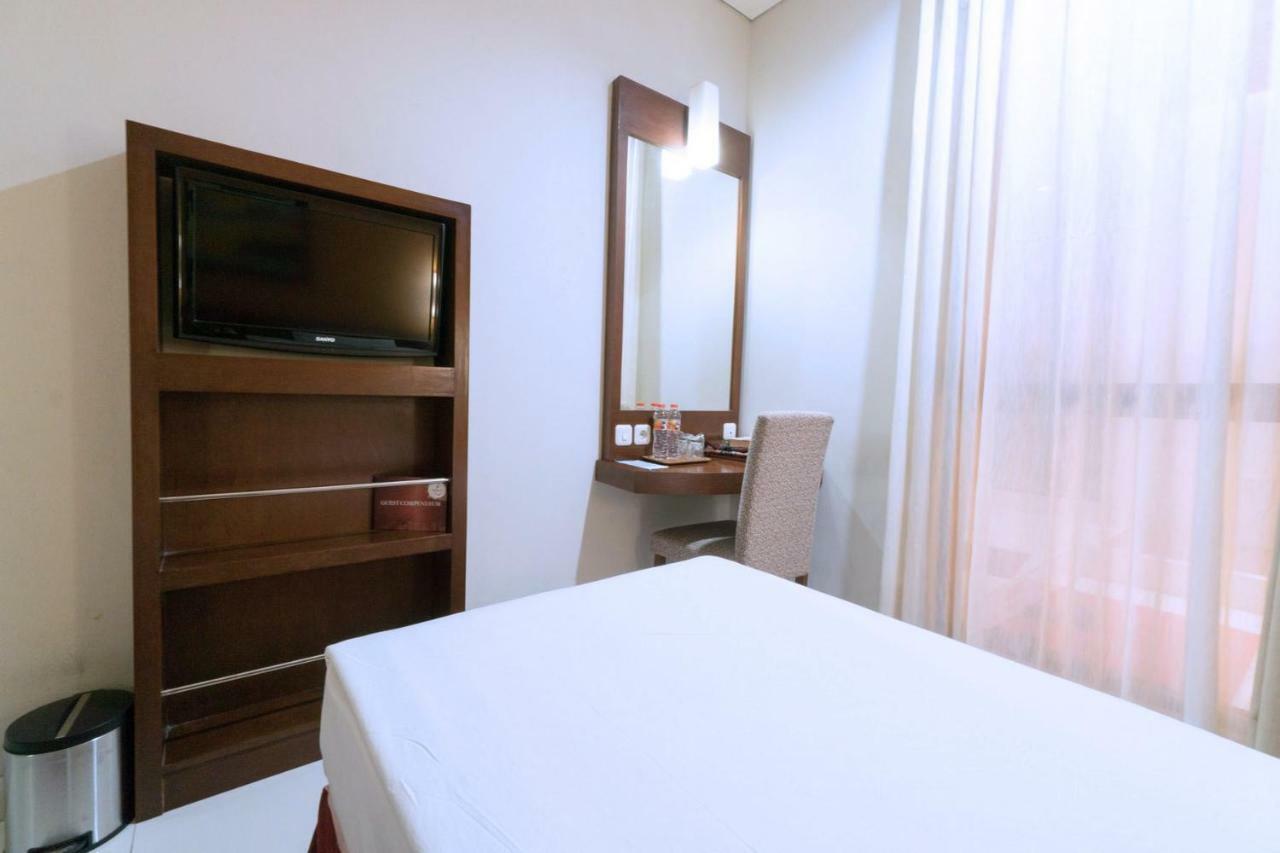 Sofyan Hotel Soepomo Джакарта Екстер'єр фото