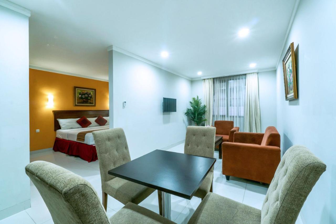Sofyan Hotel Soepomo Джакарта Екстер'єр фото